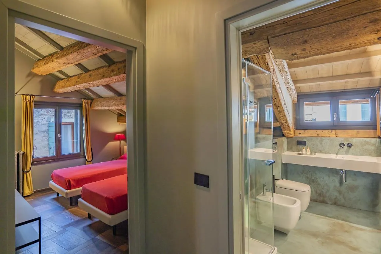 Corte Rubbi 10 Luxury Three-Bedroom Apartment -Dimora Italia - Venice
