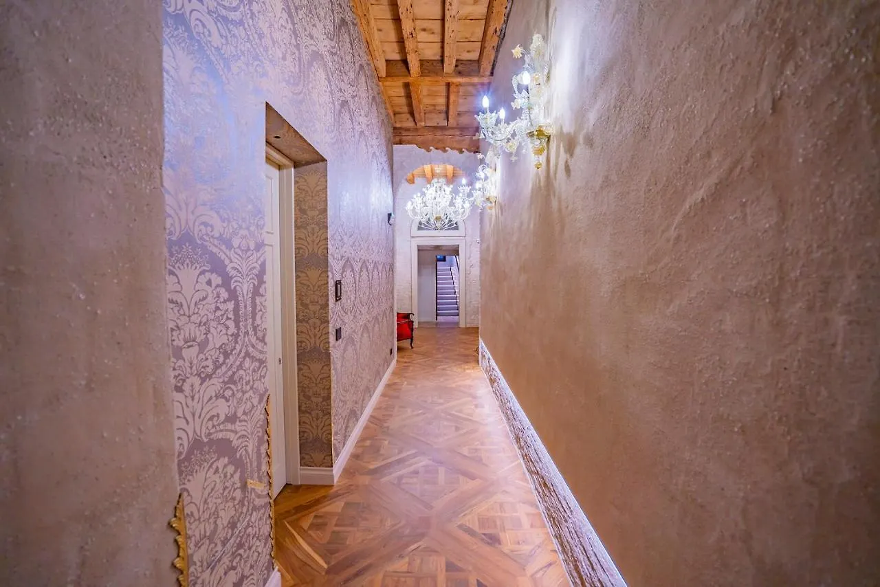Corte Rubbi 10 Luxury Three-Bedroom Apartment -Dimora Italia - Venice